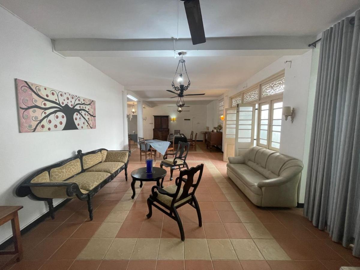 Beverly Villa Dehiwala-Mount Lavinia ภายนอก รูปภาพ