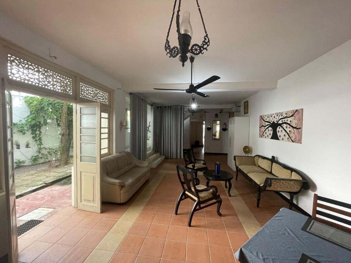 Beverly Villa Dehiwala-Mount Lavinia ภายนอก รูปภาพ